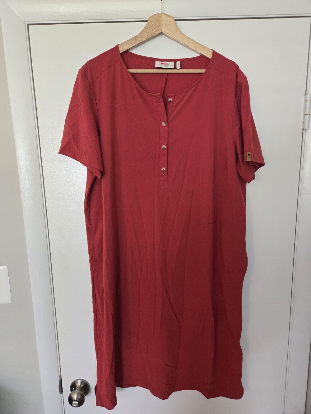 Fjallraven Short Sleeve Red Dress Size XL